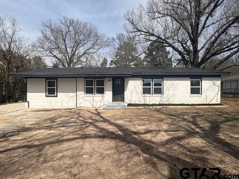 11447 E HWY 64 E Tyler TX 75707