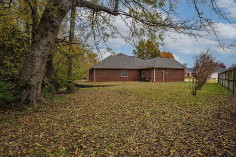 A home in Lindale