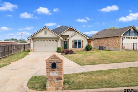 2802 Valley View St Tyler TX 75701