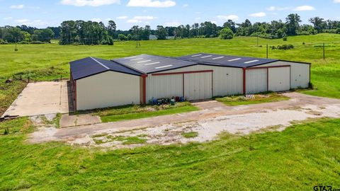 11074 W Highway 64 (42ac+Barns) Overton TX 75684