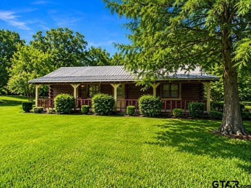 3221 Bandera St Athens TX 75752