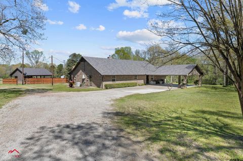 2150 CR 121 Gary TX 75643