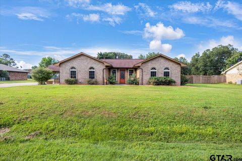 906 Zola St Quitman TX 75783