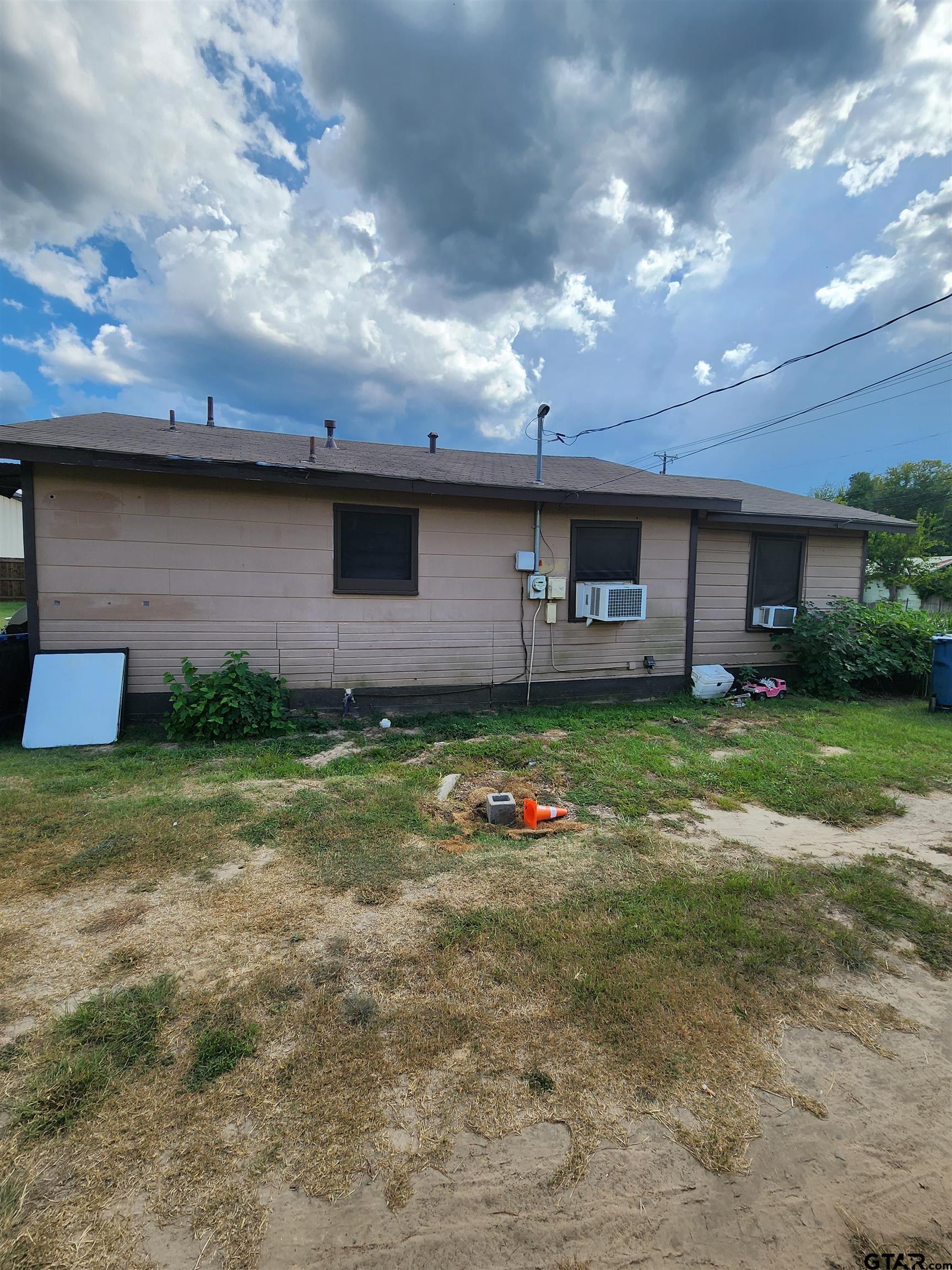 820 N Prairieville Street