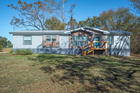 A home in Grand Saline