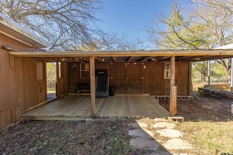 A home in Brownsboro