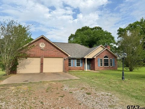 4244 S State Highway 19 Crockett TX 75835