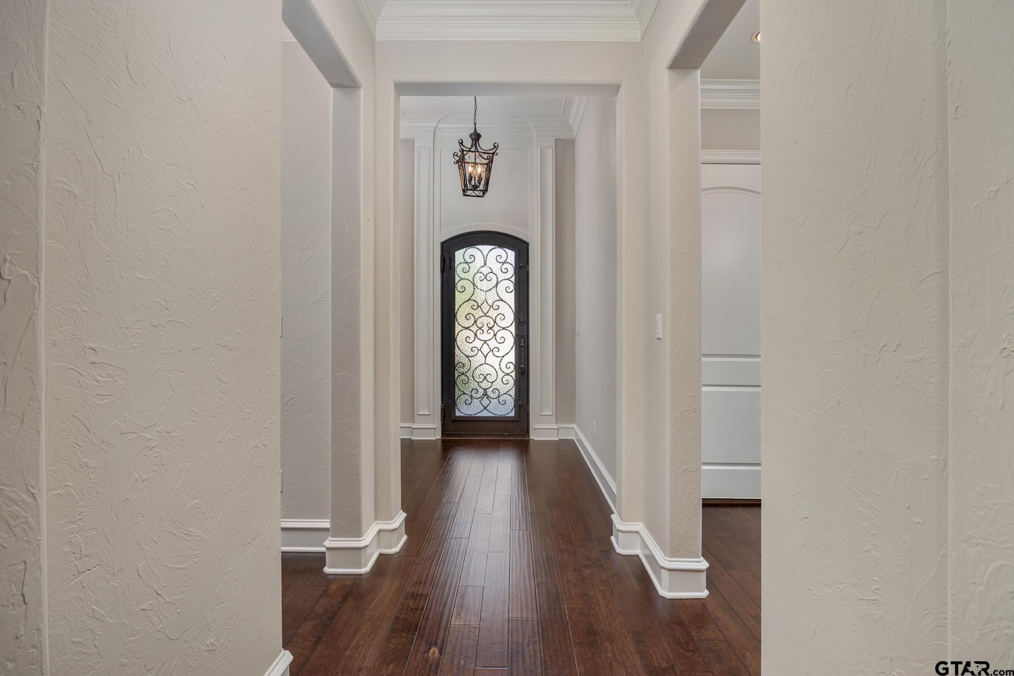 7308 Princedale