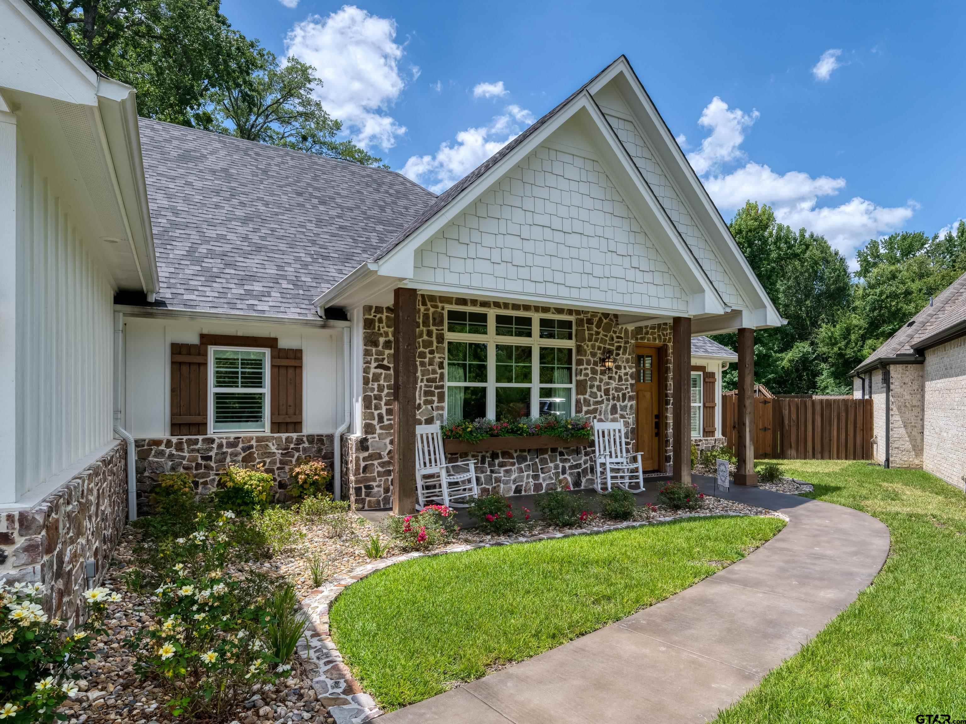742 Copper Creek Cove