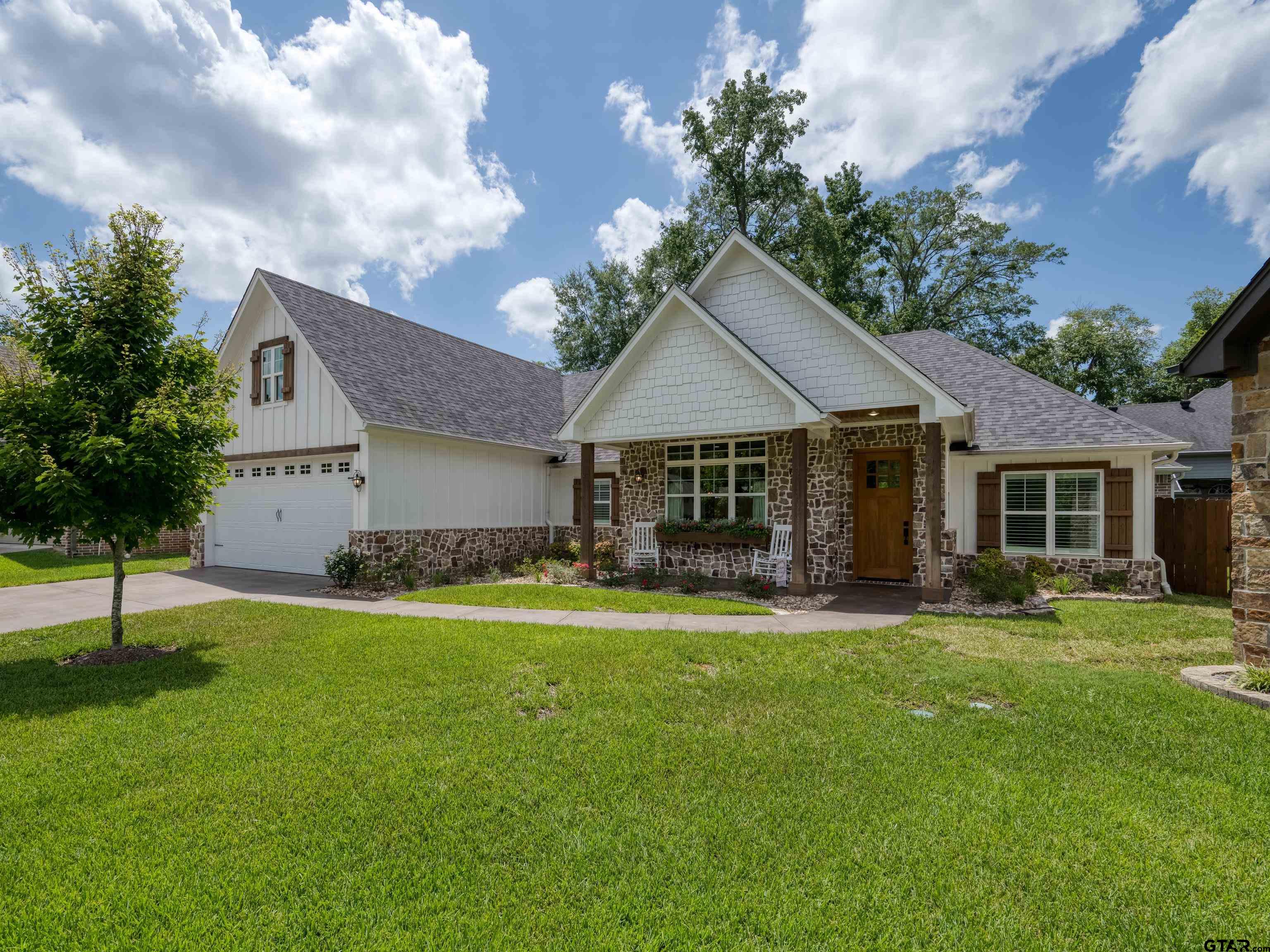 742 Copper Creek Cove