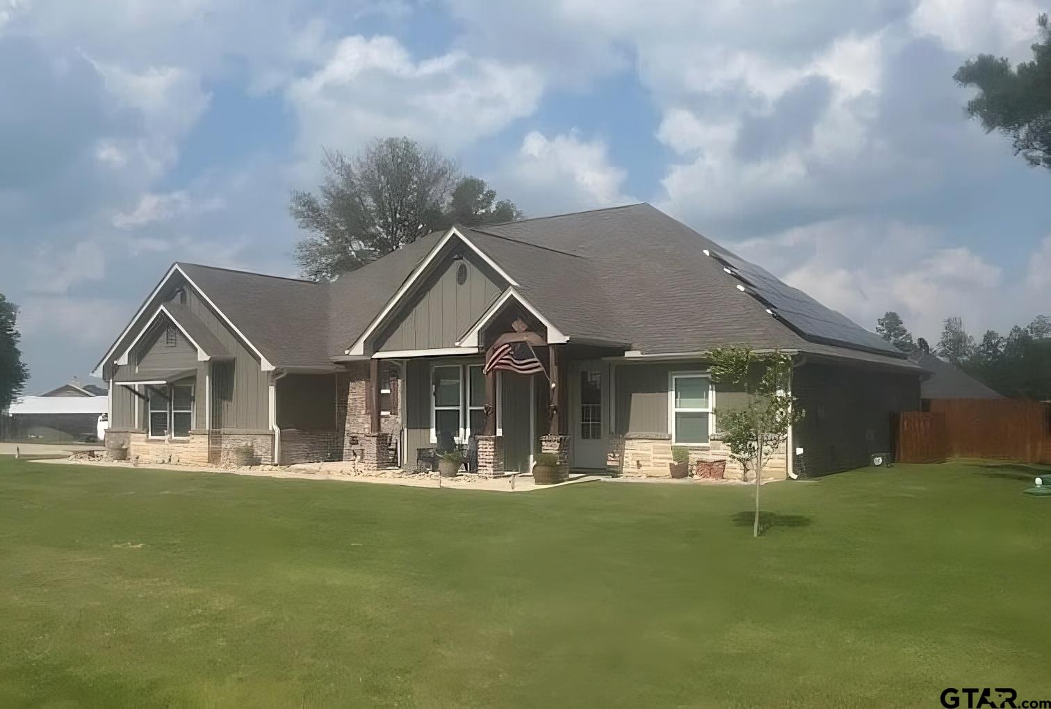 20905 Sweet Bay