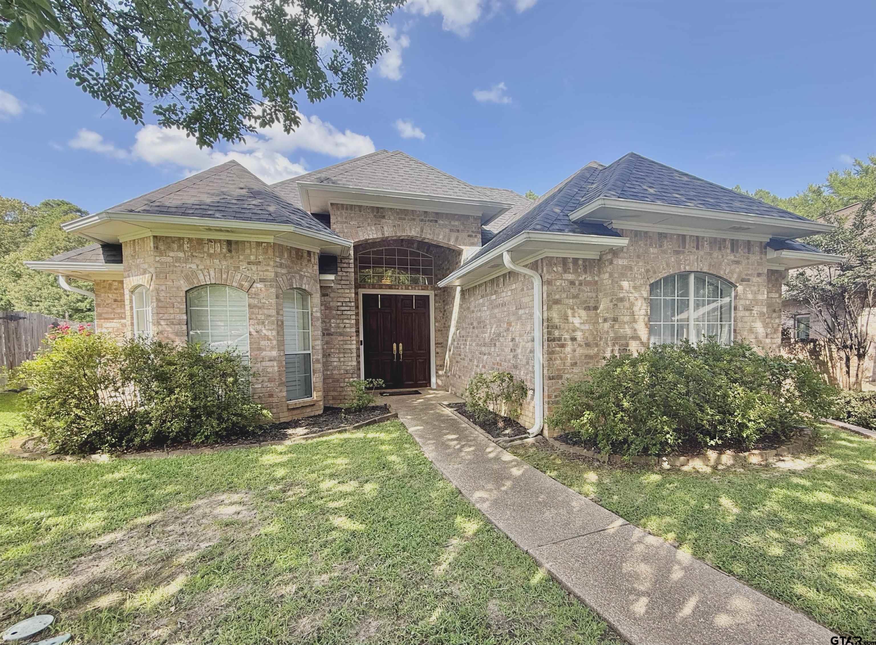 3 Casey Ct