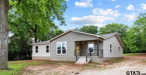 601 N 4th Street Crockett TX 75835