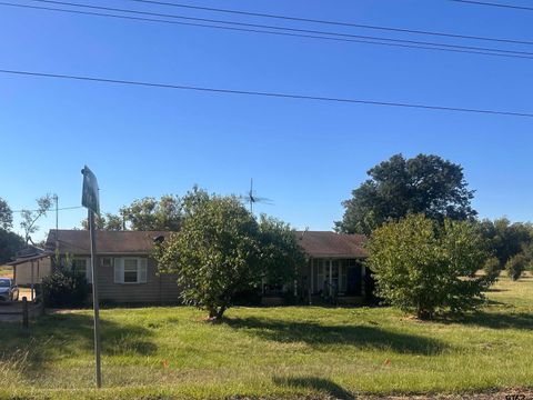 22385 FM 16 W Lindale TX 75771