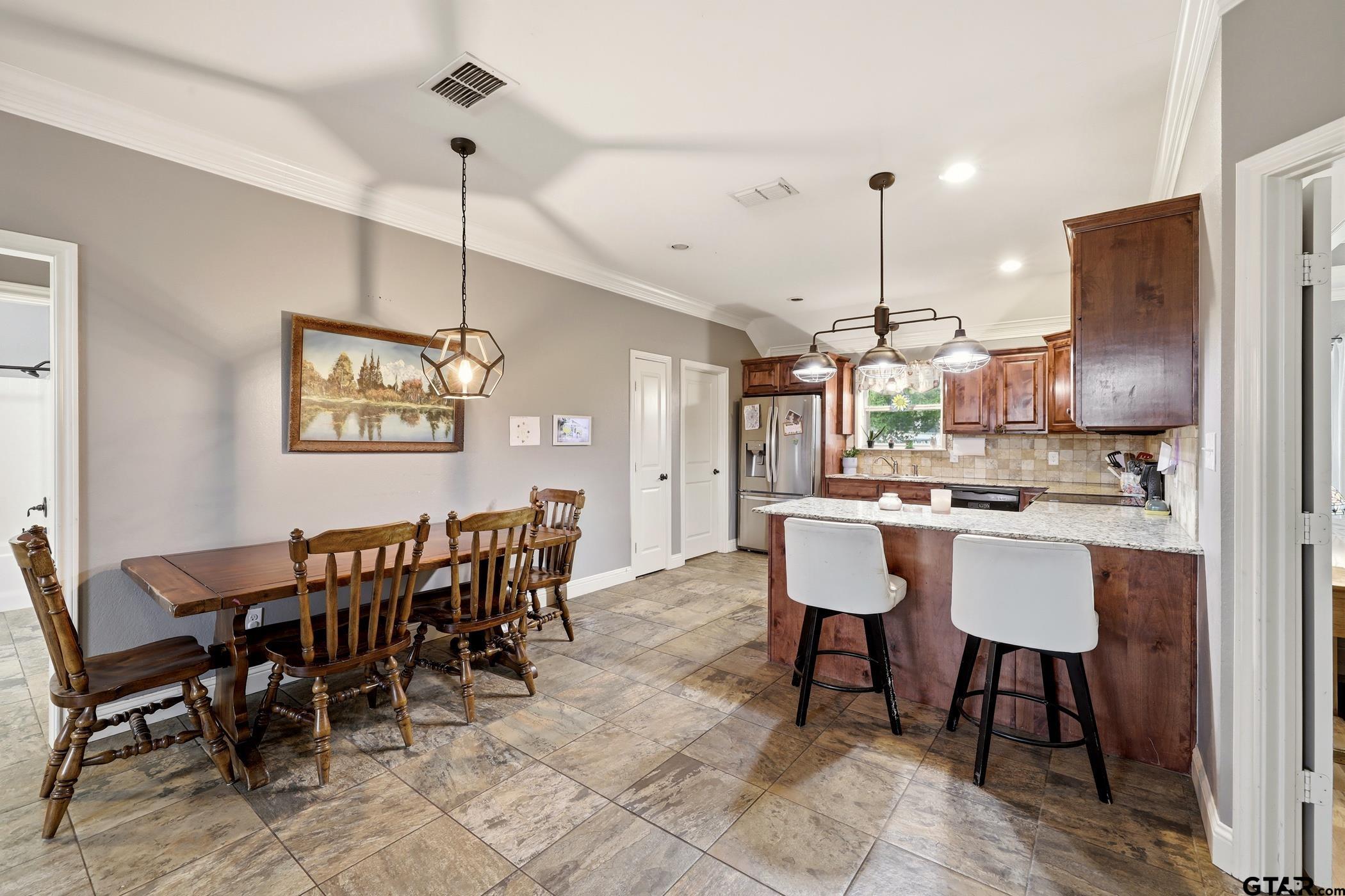 605 Penny Ln