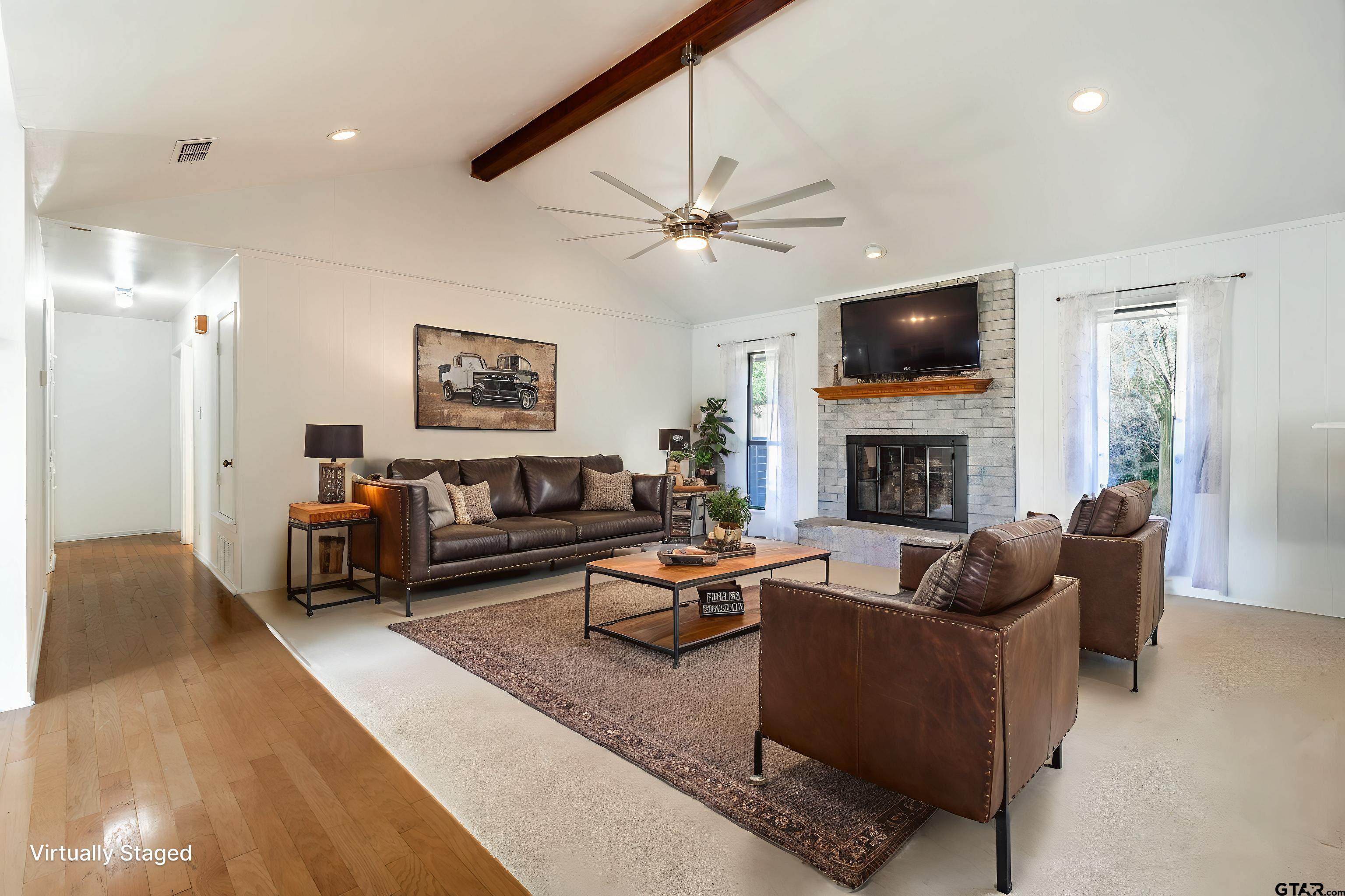 354 Royal Circle
