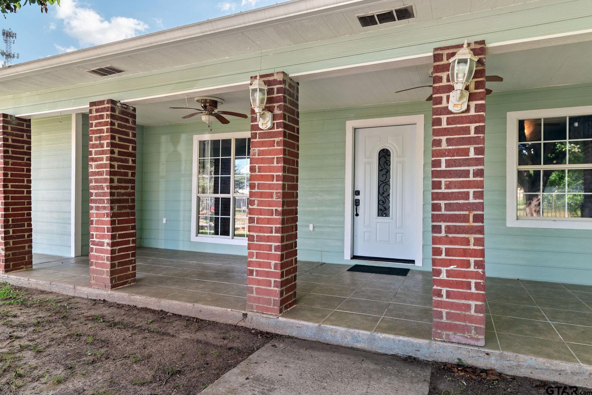 709 Corrigan