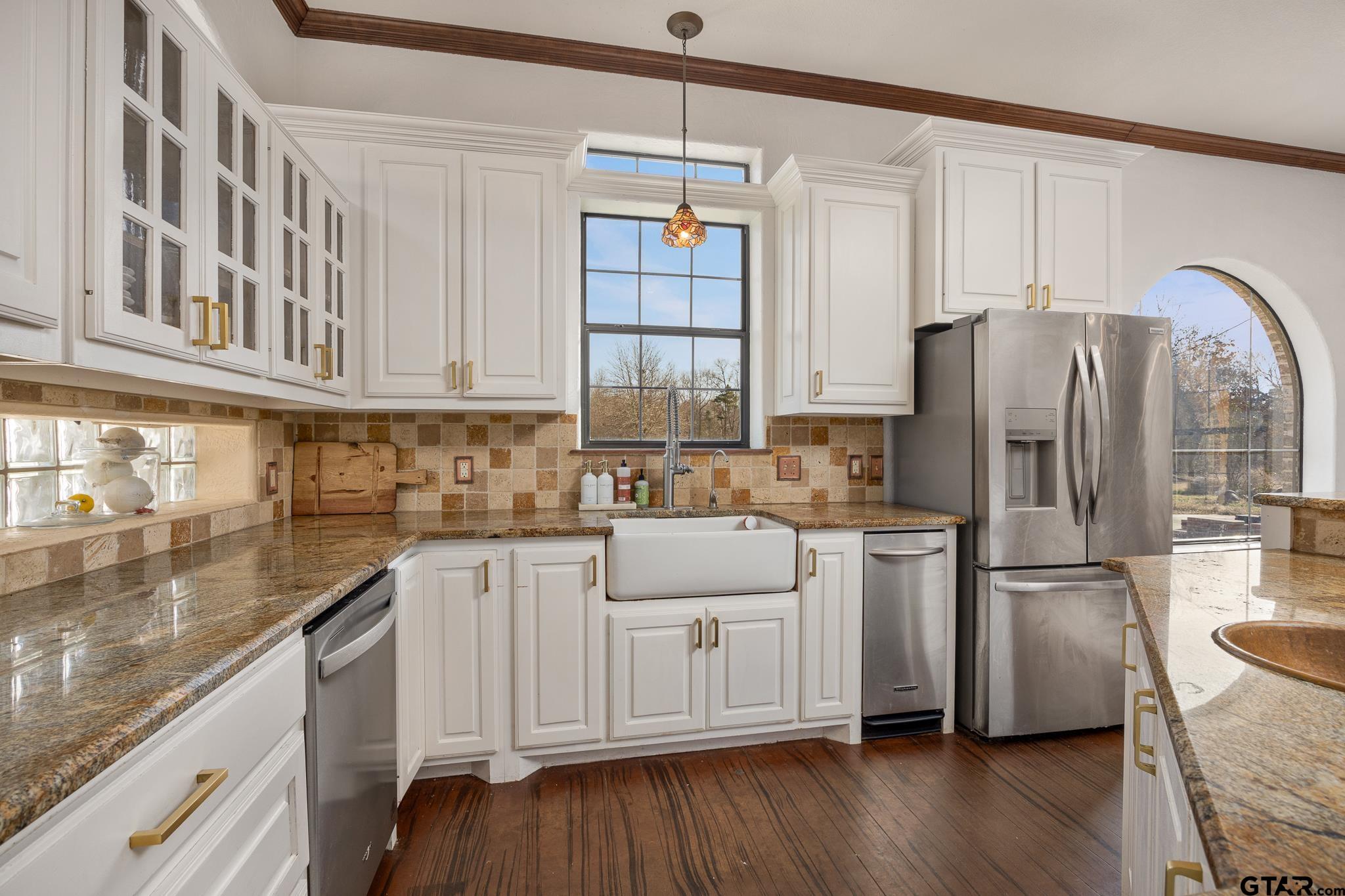 19275 County Road 3411