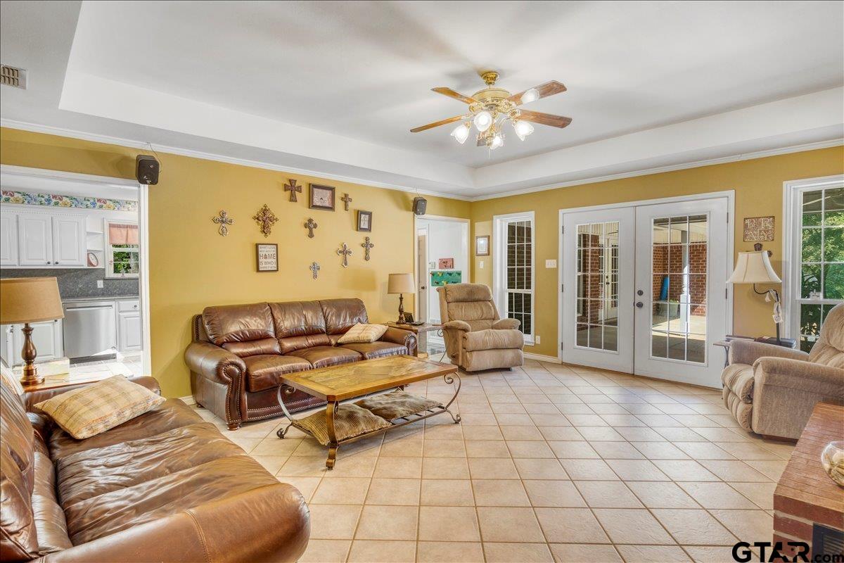 Whitehouse, Texas 75791, United States, 4 Bedrooms Bedrooms, ,3 BathroomsBathrooms,Residential,Active,202209