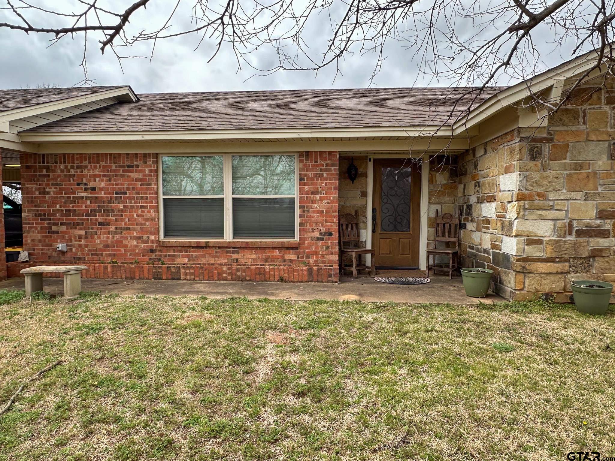 4220 FM 235