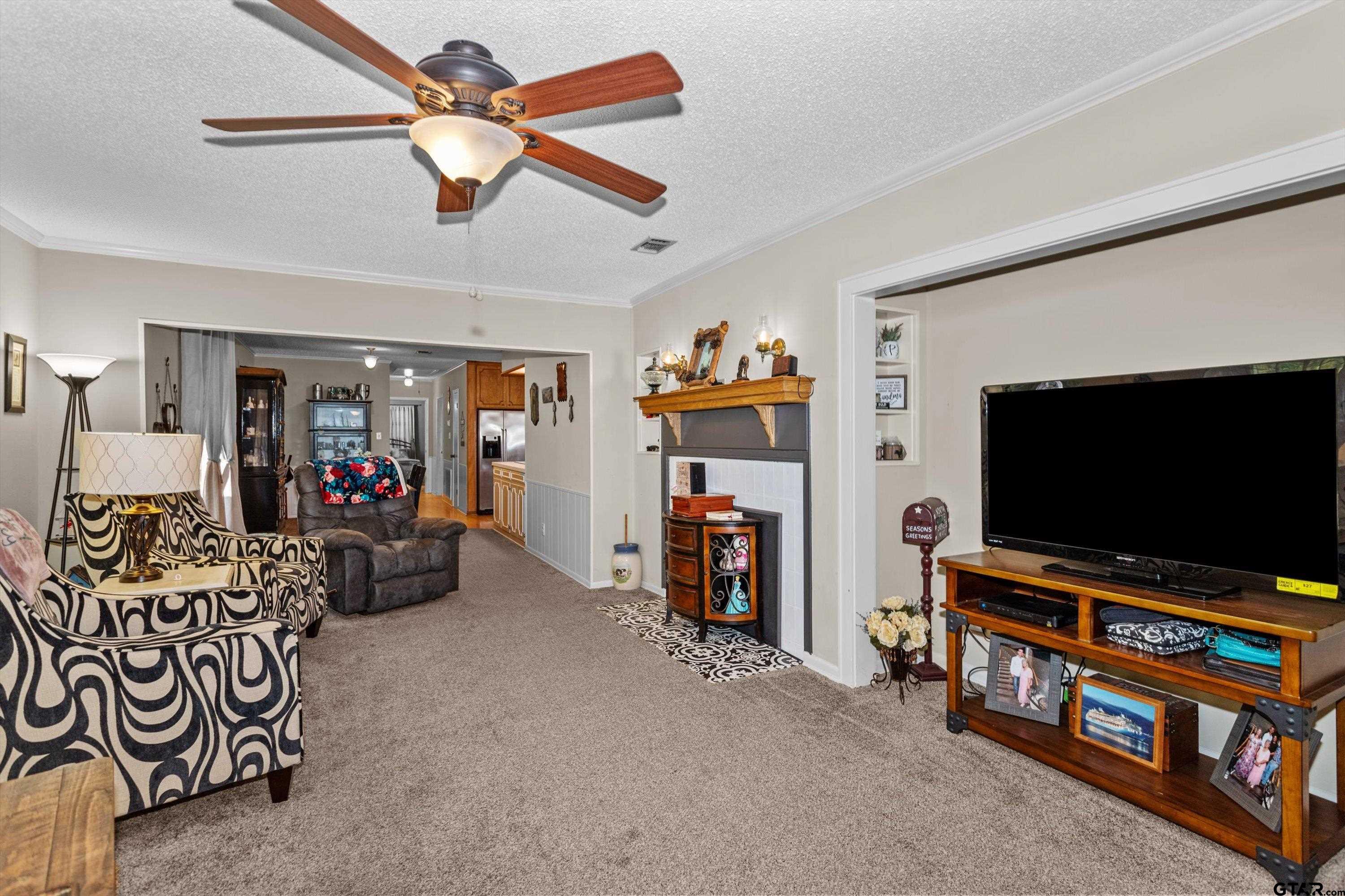 552 W State Highway 7