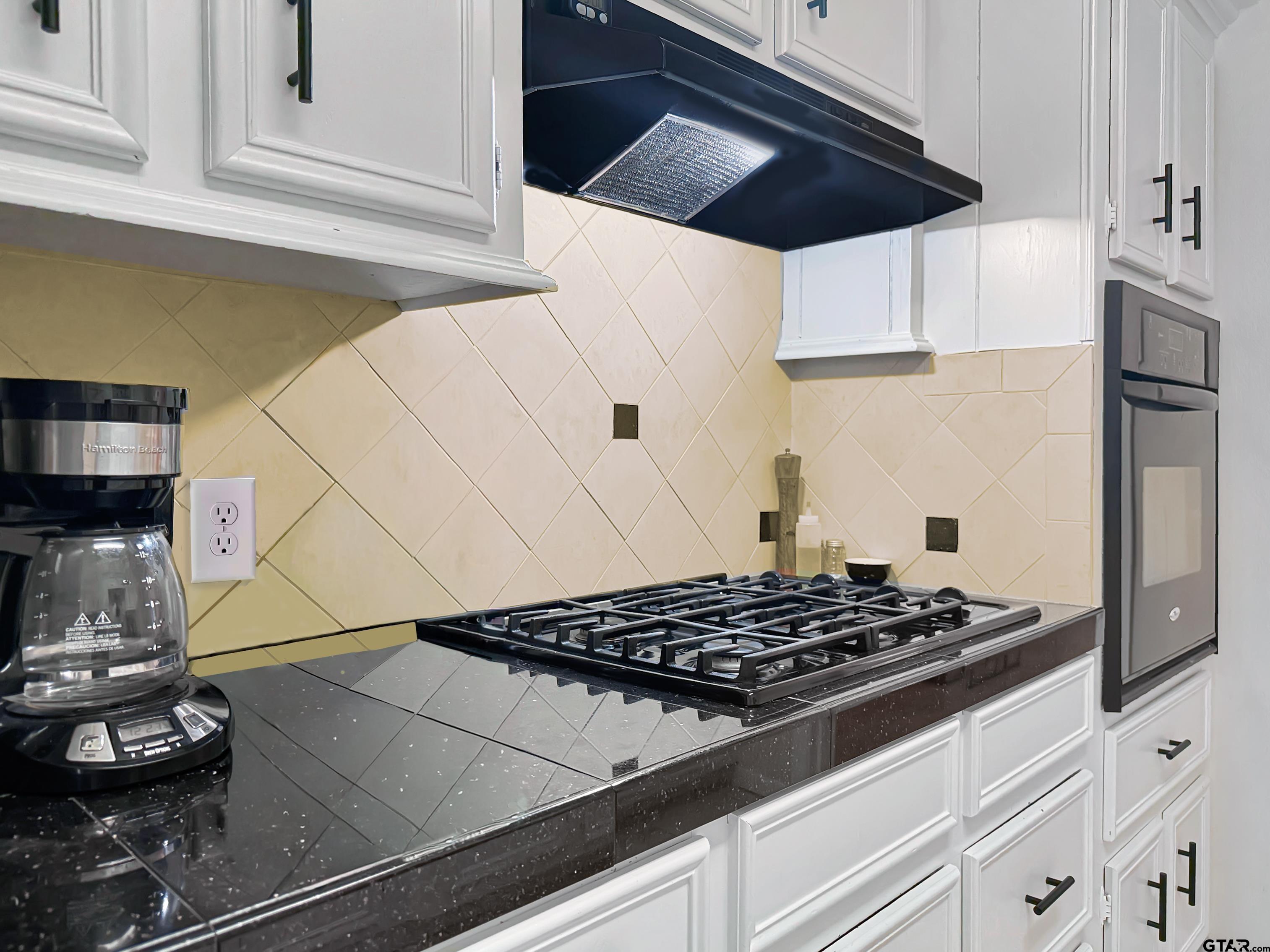 1408 Woodbridge Dr