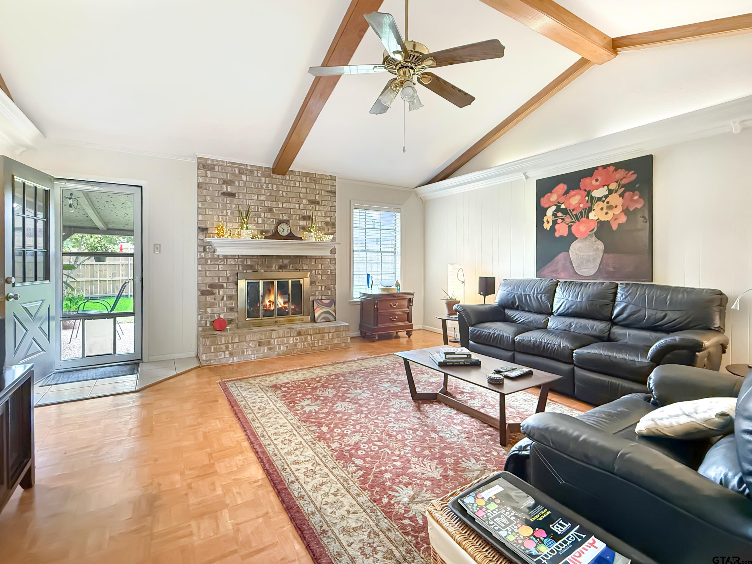 1408 Woodbridge Dr