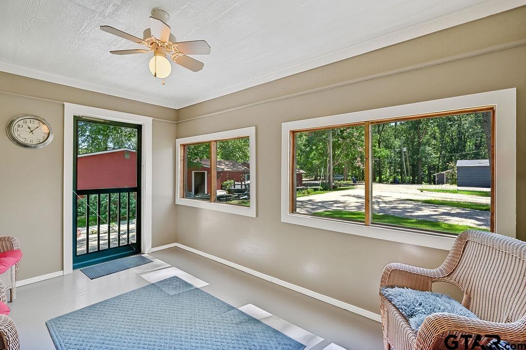 208 Southshore