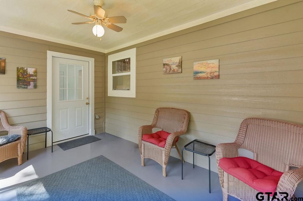 208 Southshore