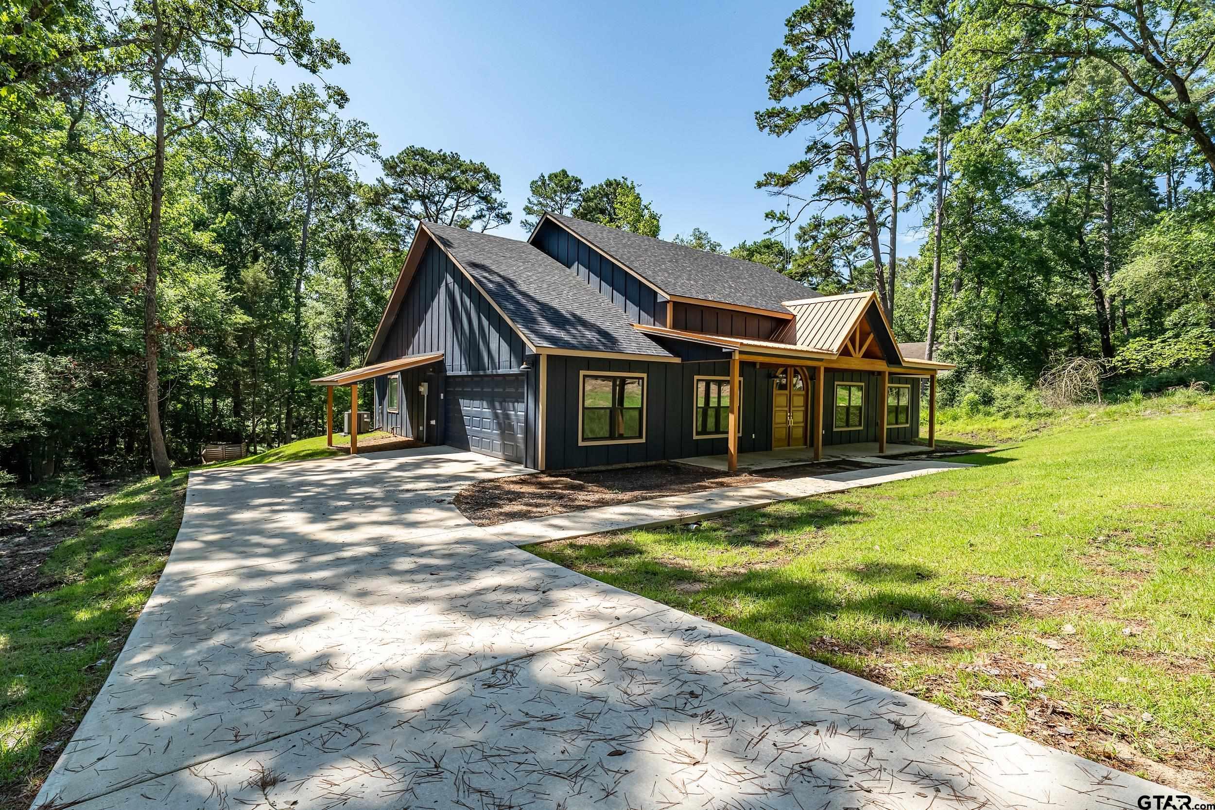 2133 E HOLLY TRAIL