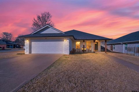 7032 La Hacienda Flint TX 75762