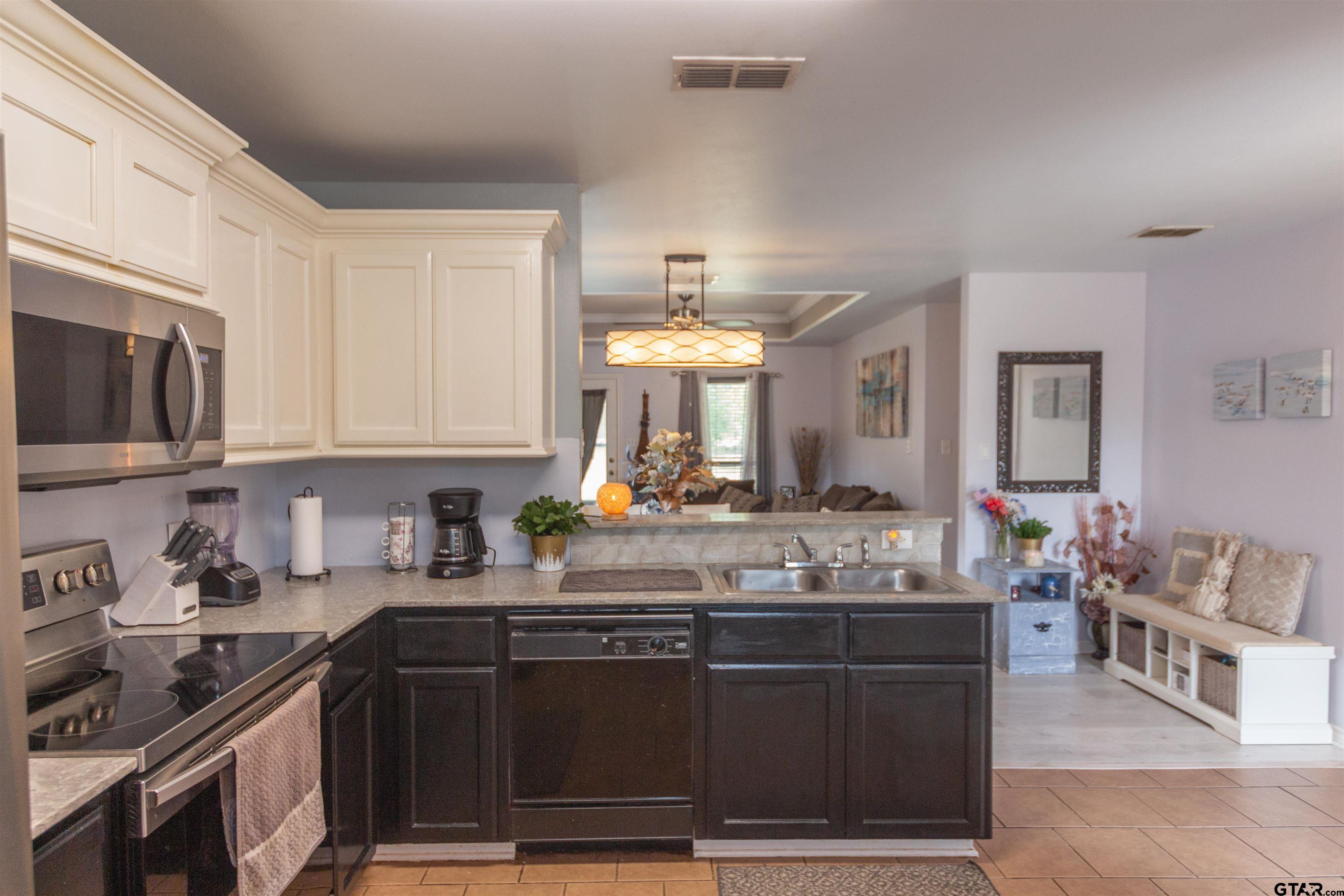 207 Patricia Ct