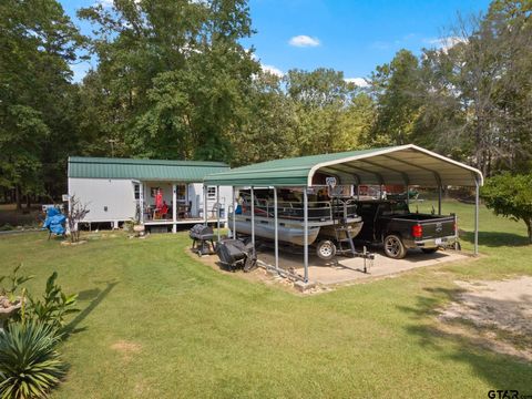 61 Private Road 52436 Pittsburg TX 75686