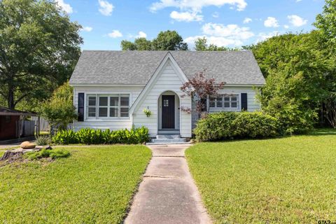 514 W Main St Henderson TX 75652