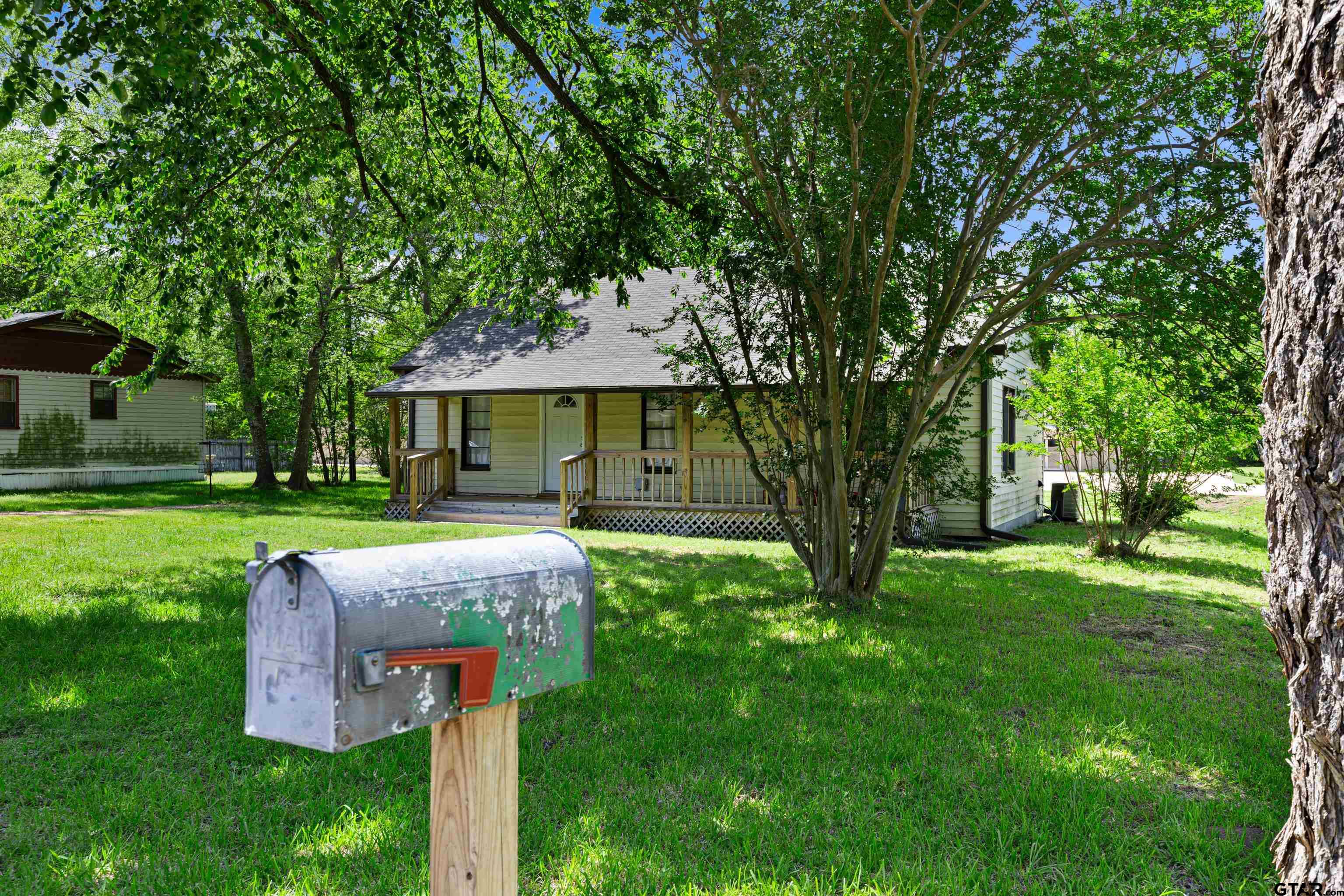 122 Olive St