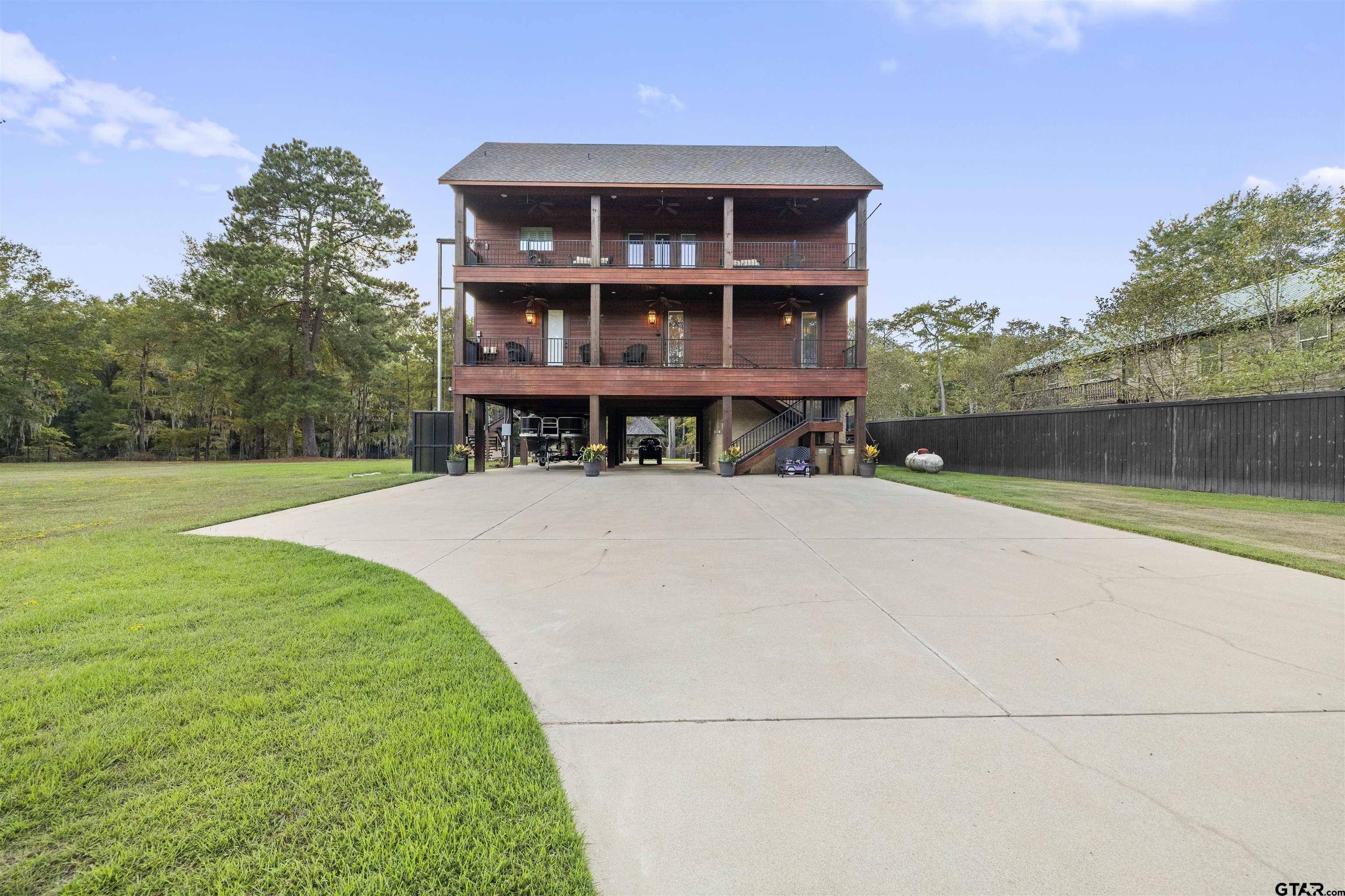 742 Private Road 7219