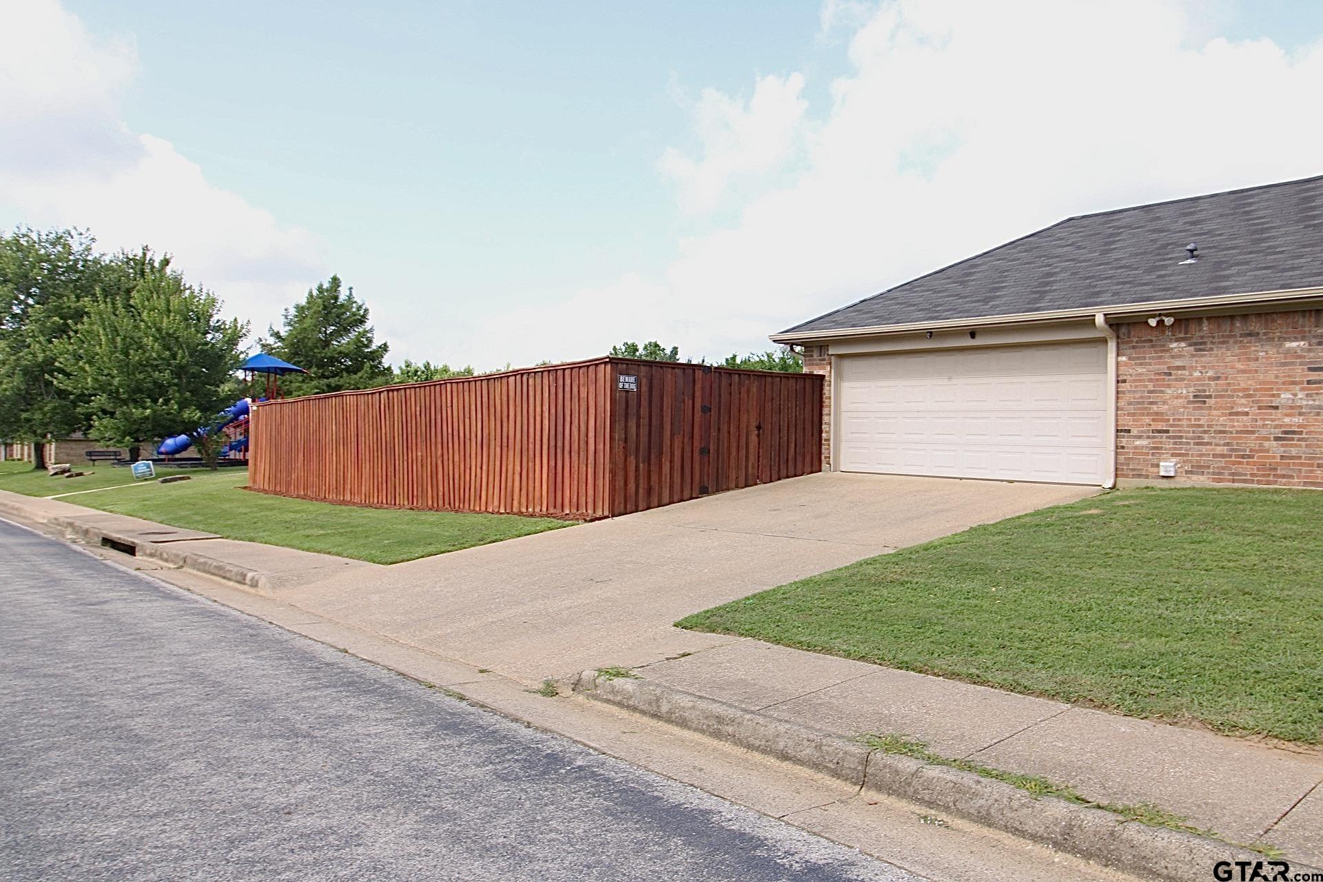 10821 Cactus Trail