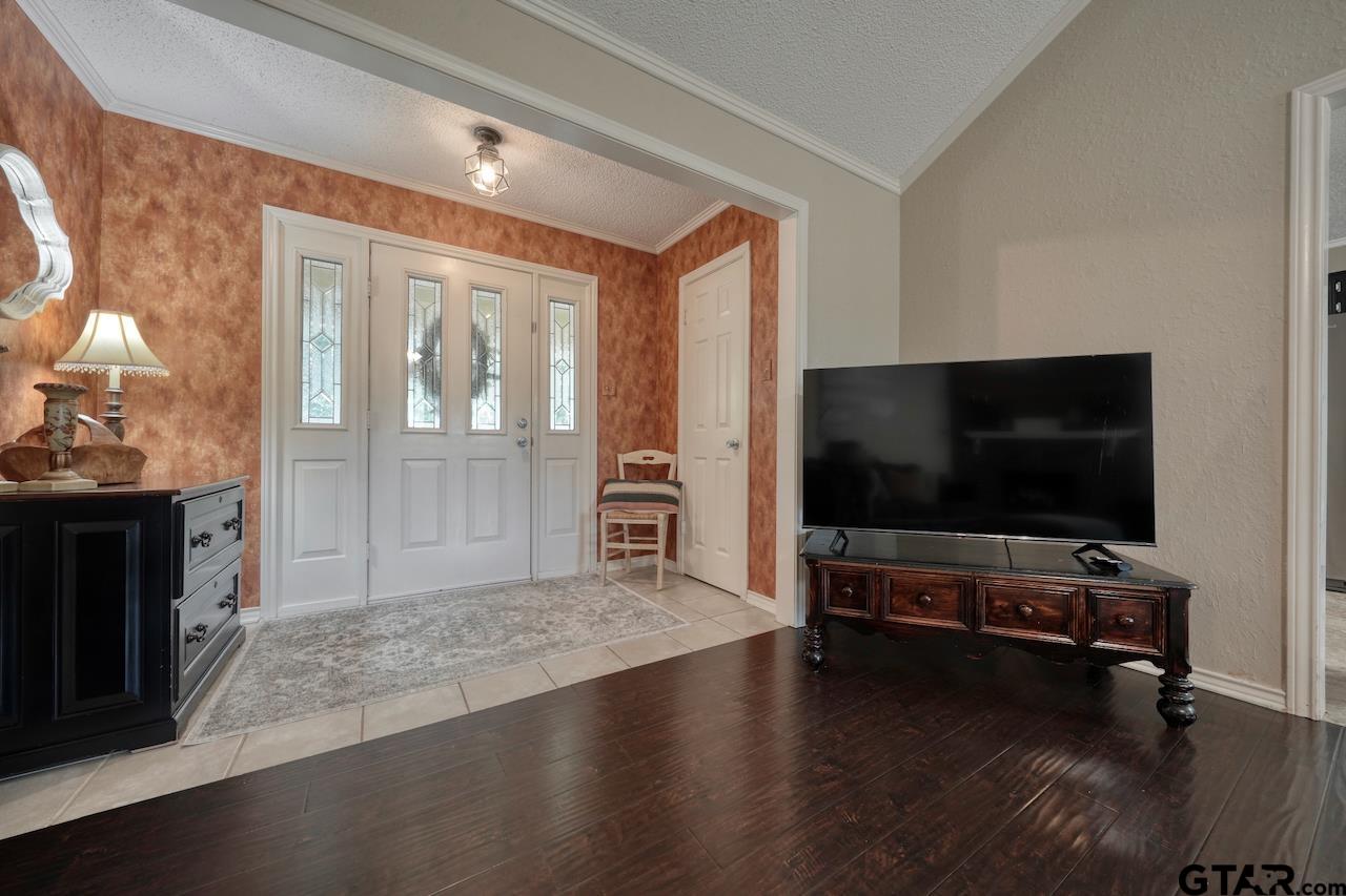 10925 Mosswood Drive
