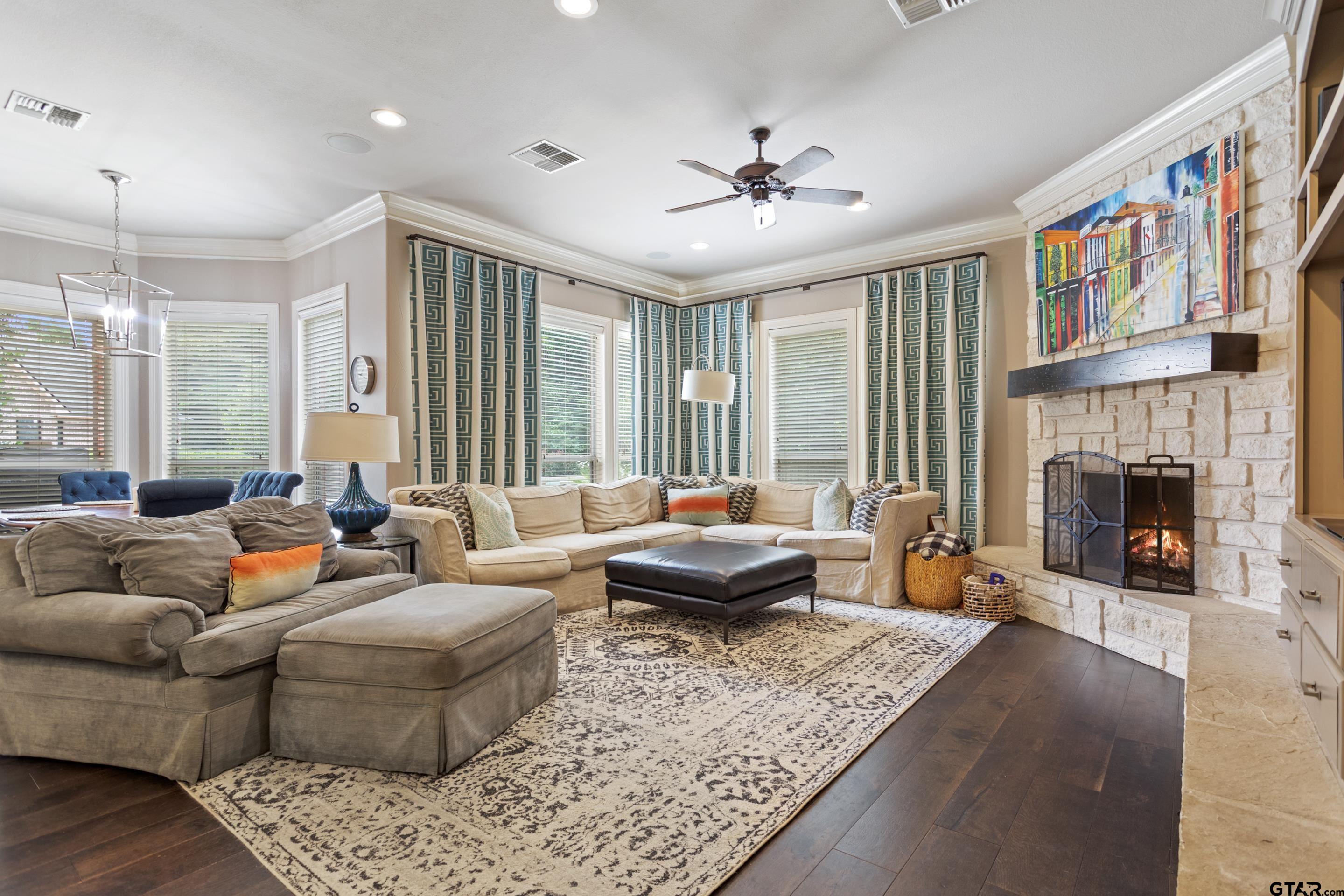 1710 Holcomb Cir.