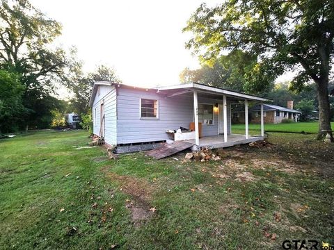 228 Hawthorne Elkhart TX 75839