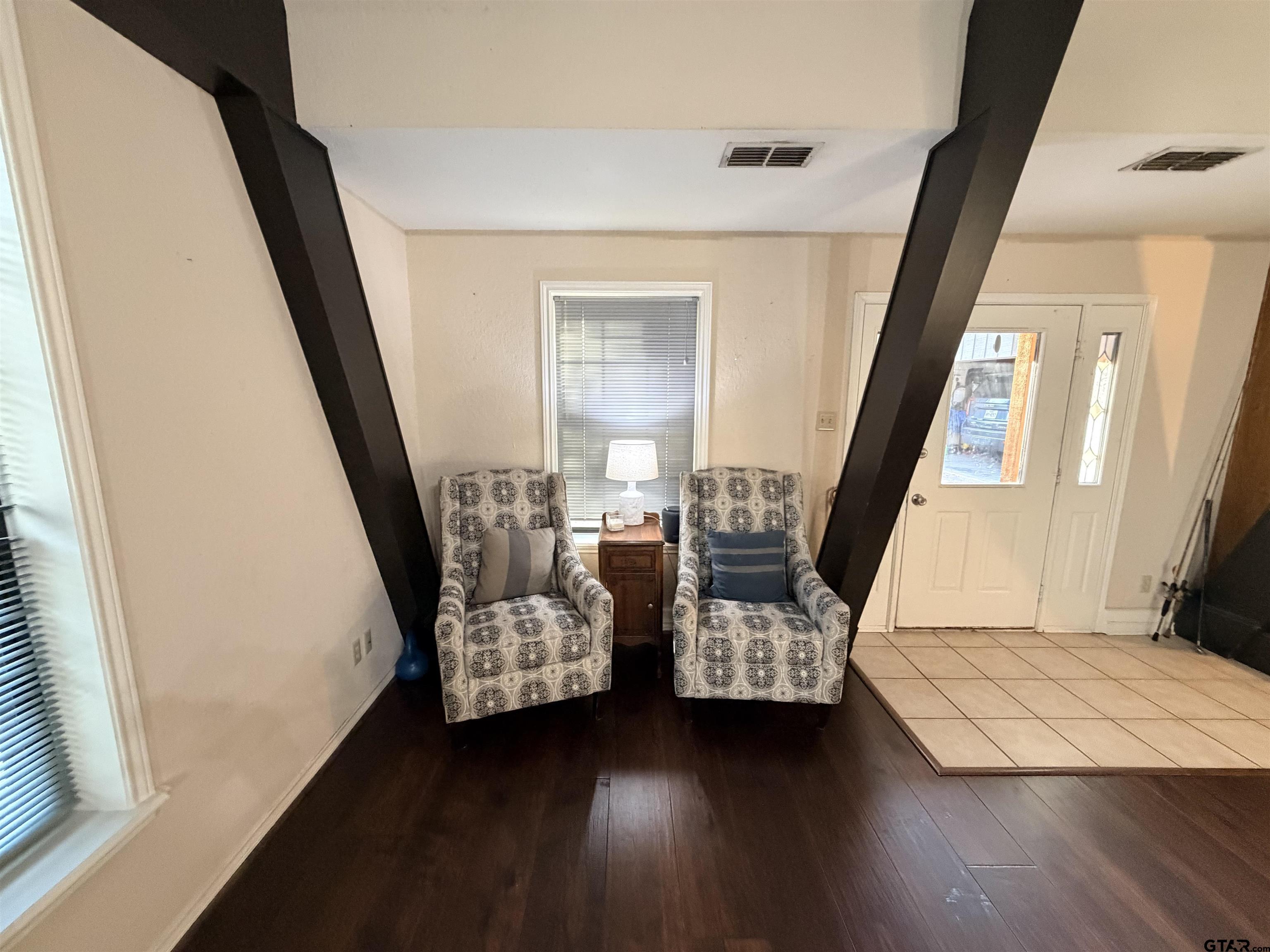 1635 Meadowlark Drive