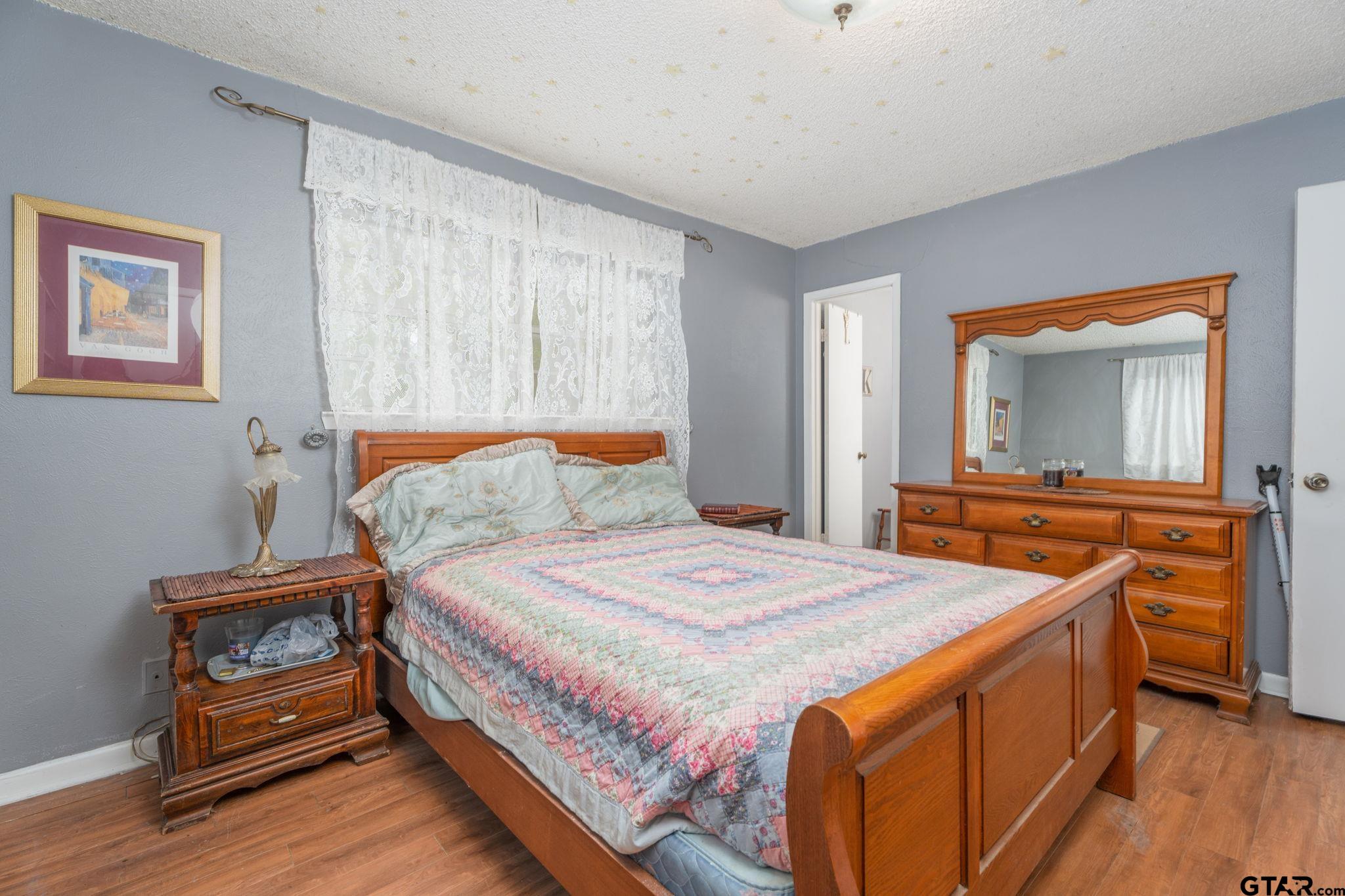 Athens, Texas 75751, United States, 5 Bedrooms Bedrooms, ,3 BathroomsBathrooms,Residential,Pending,48756