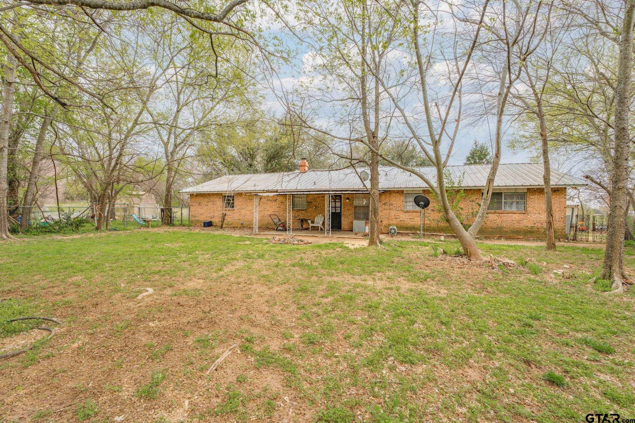 Athens, Texas 75751, United States, 5 Bedrooms Bedrooms, ,3 BathroomsBathrooms,Residential,Pending,48756