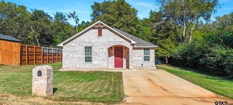 317 Brentwood Dr. Bullard TX 75757