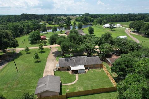 A home in Crockett