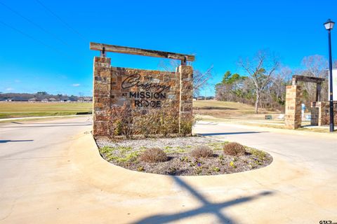 A home in Lindale