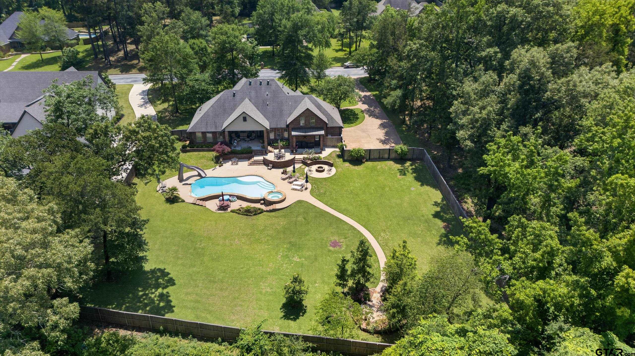 268 Oak Grove Way