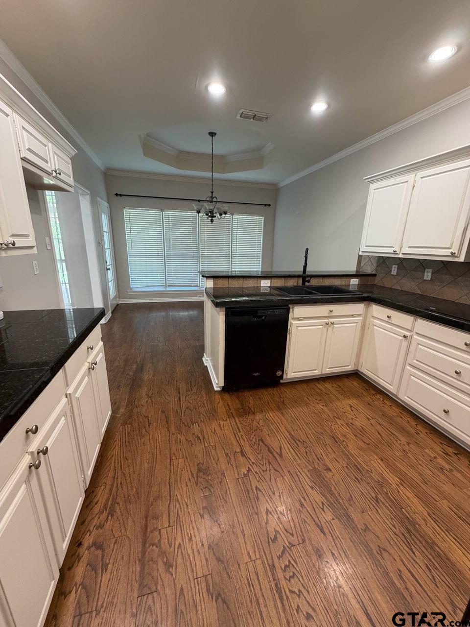 3204 Pebblebrook Cir