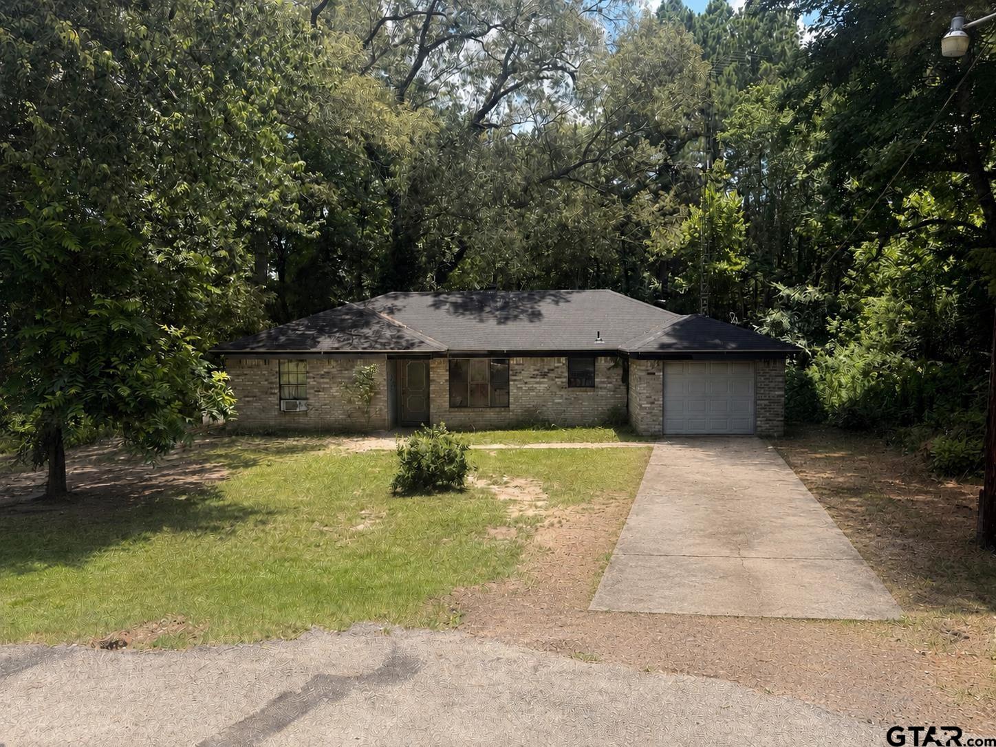 14110 Creekview Circle