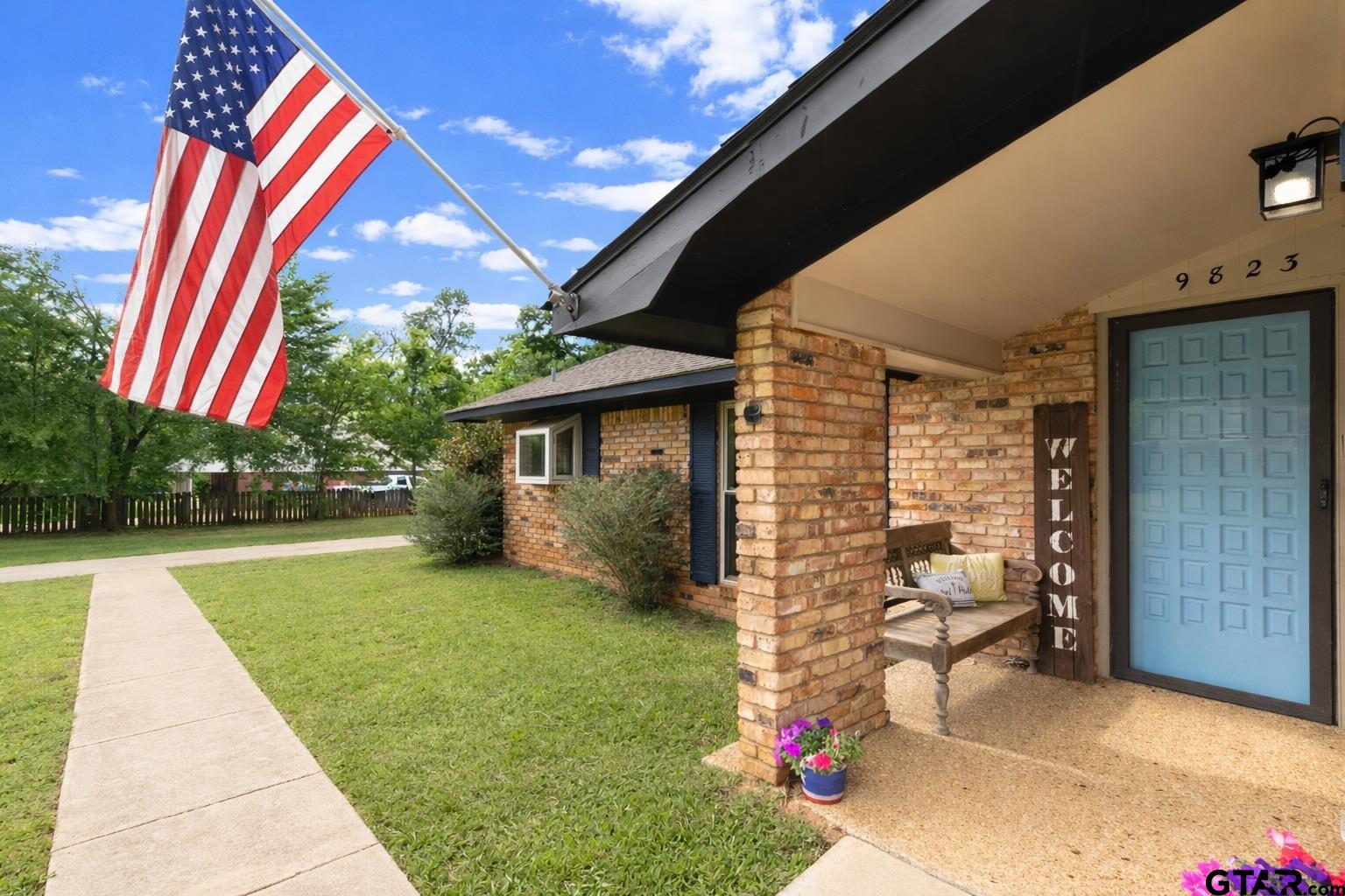 9823 County Road 2228